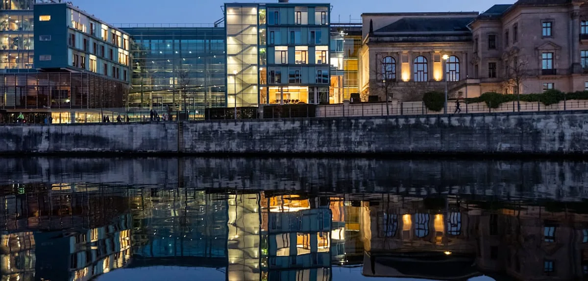 Alkoholisierte AfD-Mitarbeiter sollen sich Prügelei im Bundestag geliefert haben