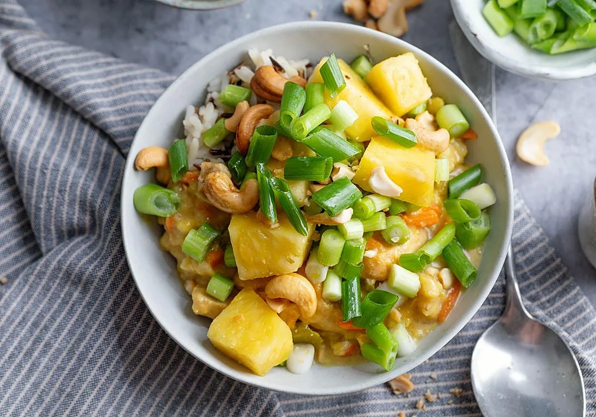 El fruto seco que más uso en verano para mejorar ensaladas, yogures y platos fríos