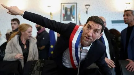 Municipales 2026 : l'annulation de deux victoires LFI près de Lyon préconisée devant le tribunal administratif, en raison d'irrégularités sur d'autres listes