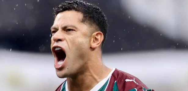 Hulk colabora com um gol por jogo no novo Fluminense do técnico Marcão