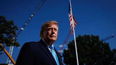 Trump aplaza los ataques contra Irán mientras la guerra pasa factura a los republicanos