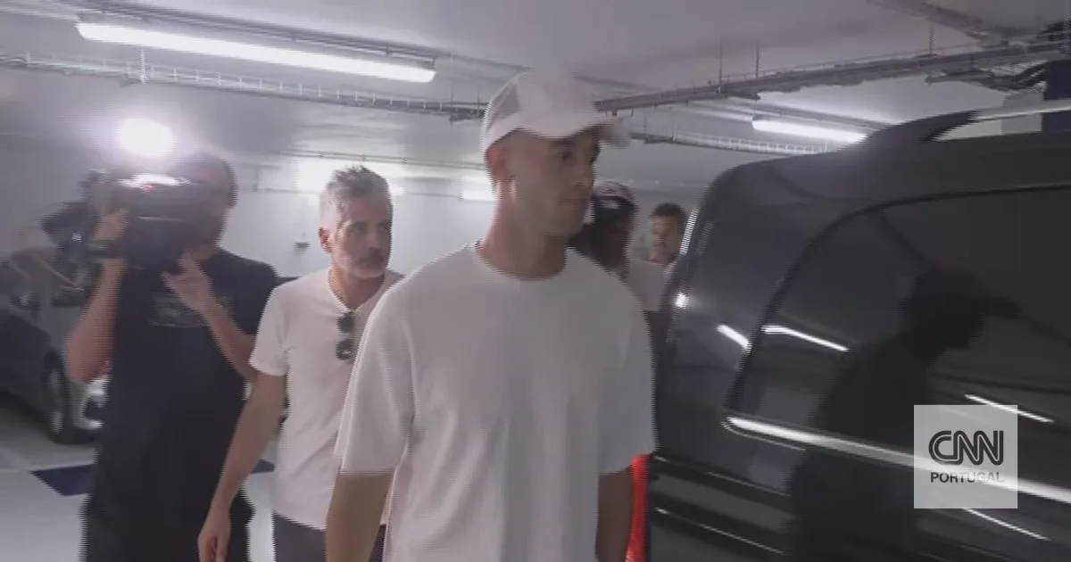 Alessandro Circati em Lisboa para reforçar o Benfica