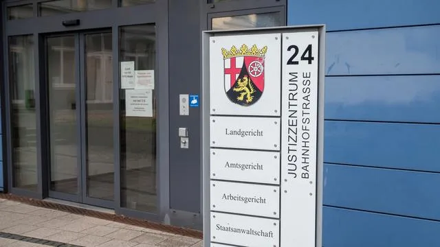 Justiz: Messerangriff in Kaiserslautern - Anklage gegen 17-Jährigen