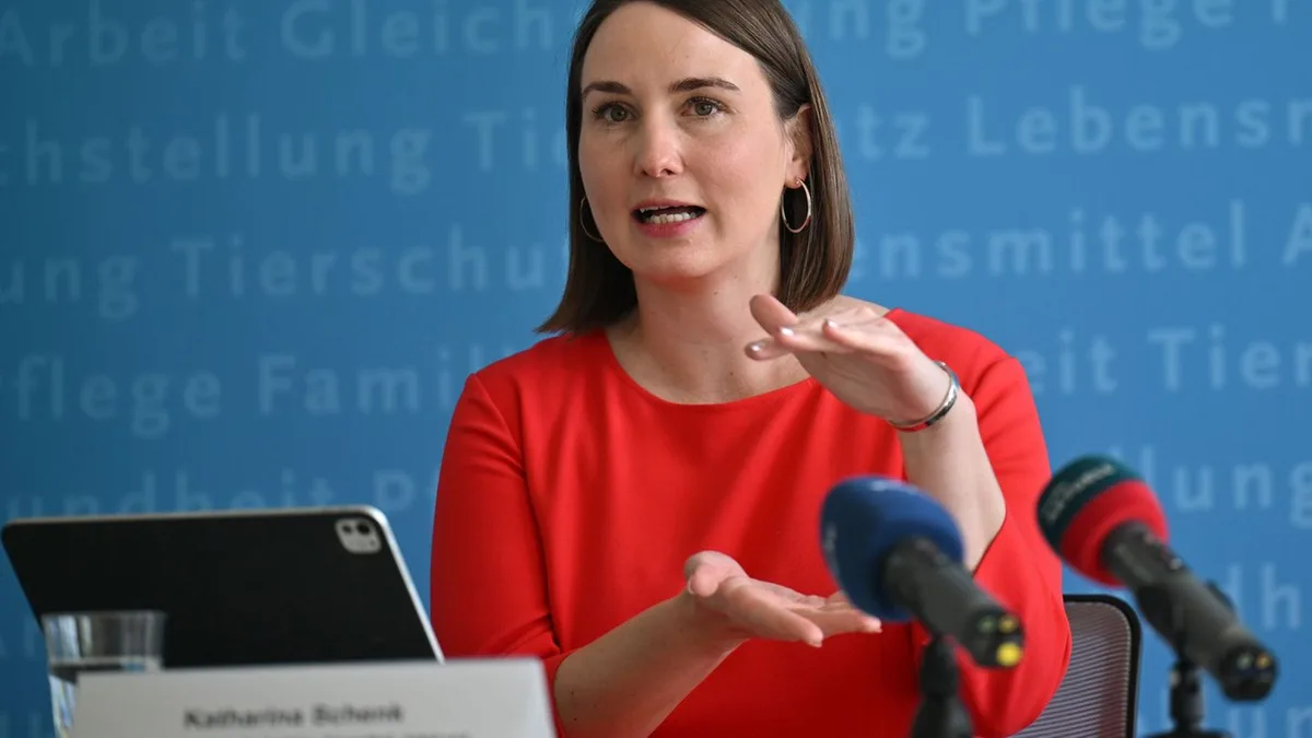 Vor Wahl der Parteispitze: Schenk will Kernthemen der SPD stärker herausstellen
