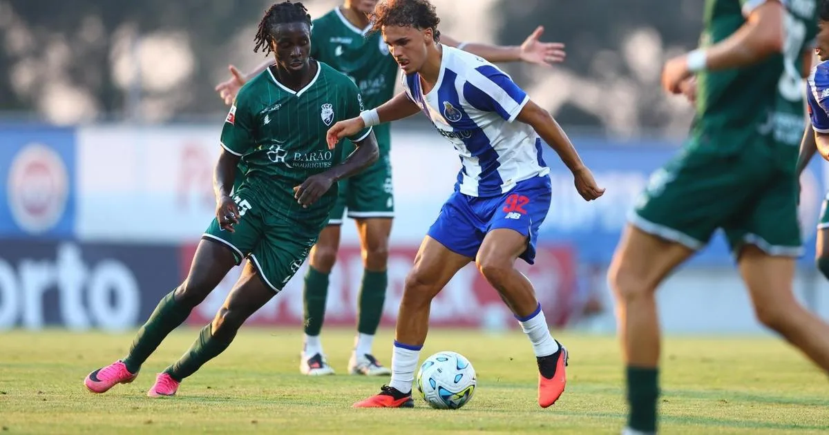Liga 2: Farense bate FC Porto B no Olival e prova que é candidato
