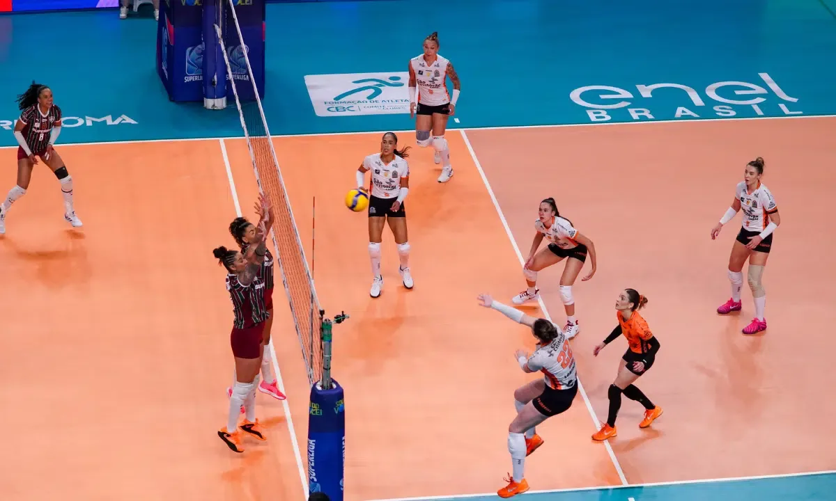 Brasil Cup de Vôlei tem final entre Minas e Osasco neste sábado, em Belém