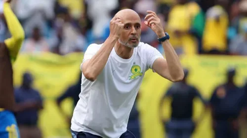‘Too criticised’: Miguel Cardoso comes out fighting for Mamelodi Sundowns star Tashreeq Matthews