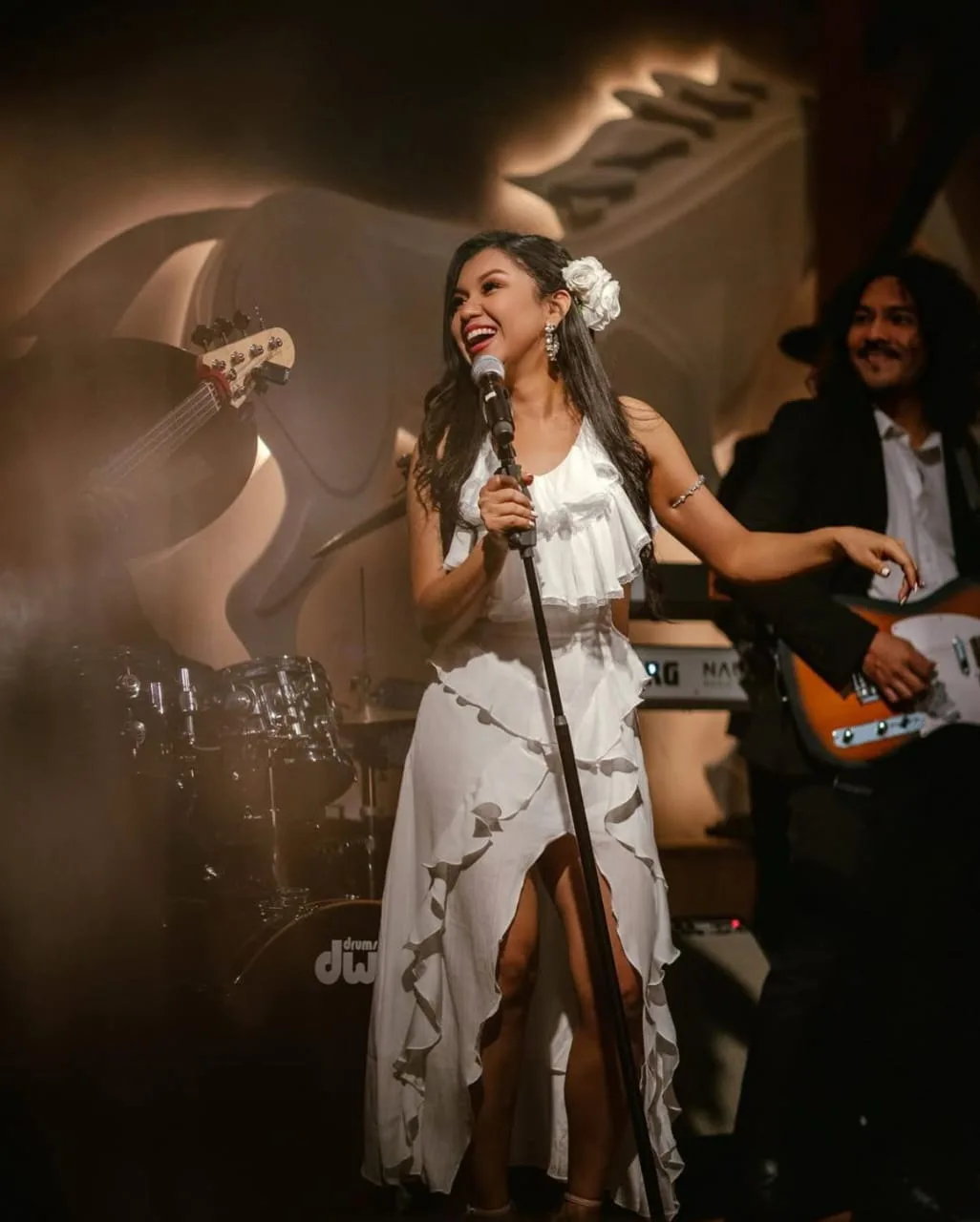 Jurberys Blanca conquista Asia con la fuerza de la música latina