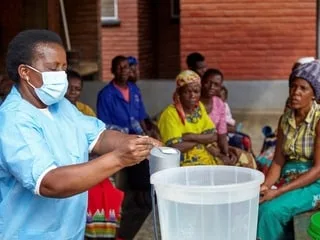 Accès à l’eau, assainissement, nettoyage… Les équipements sanitaires sont encore loin des standards