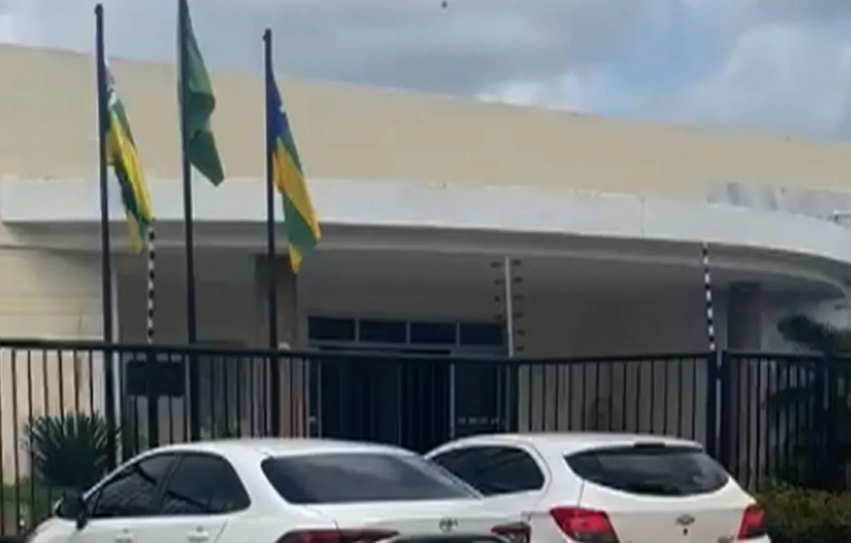 Um mês após ser condenado a 17 anos por tentativa de feminicídio, homem é solto em Sergipe