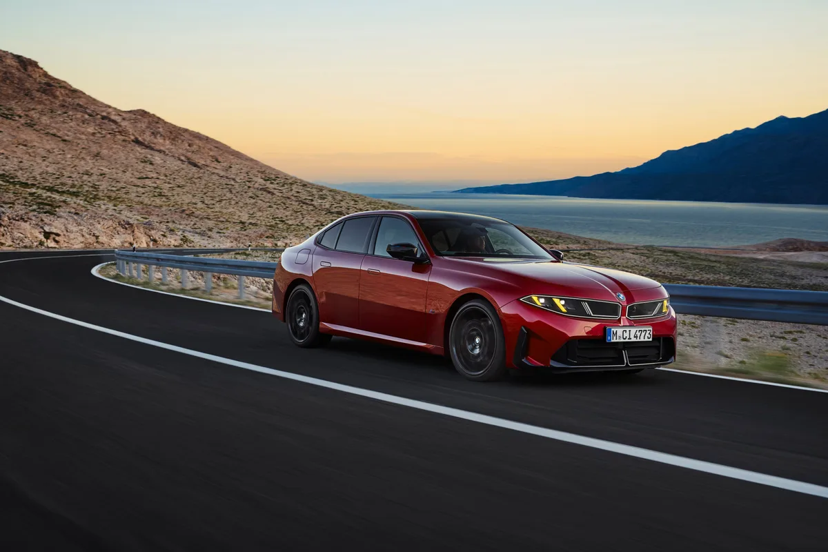 Nuevo BMW Serie 3: el diseño Neue Klasse llega a la versión gasolina.