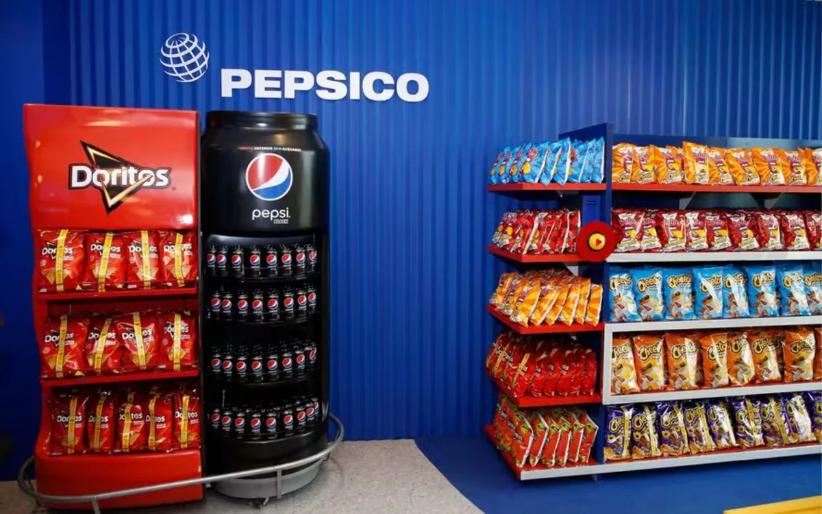 Gigante dos refrigerantes abre vaga de trainee com salário de R$ 10 mil