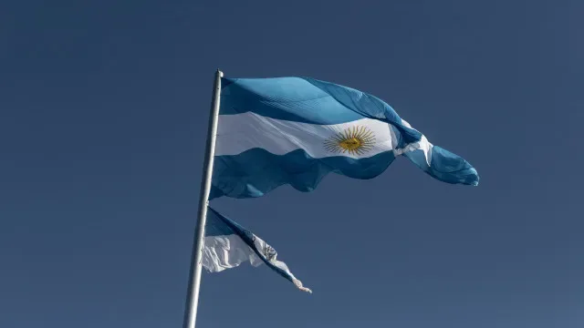 Governo argentino refinancia a totalidade da dívida que vencia hoje