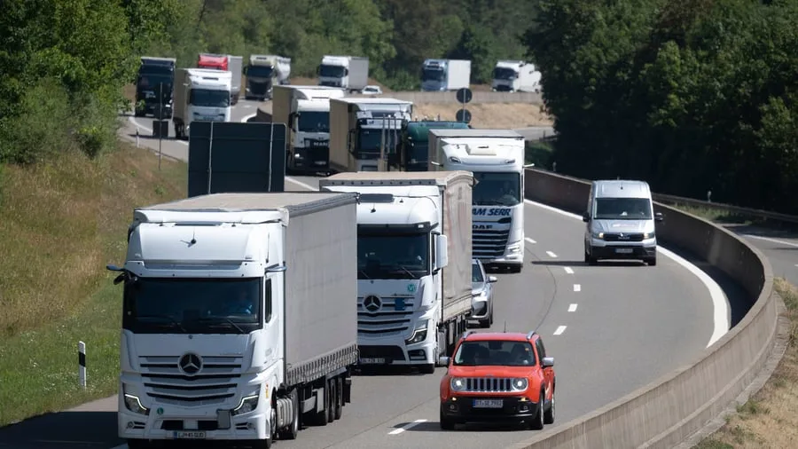 Niedrigwasser: Bislang kaum mehr Lkw-Verkehr trotz aufgehobenem Fahrverbot