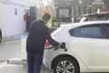 Los carburantes encadenan nueve semanas de alzas y tocan máximos desde marzo