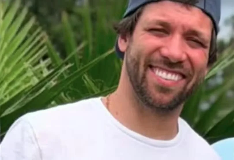 Empresário recém-casado morre em acidente em trilha dias após anunciar gravidez da esposa