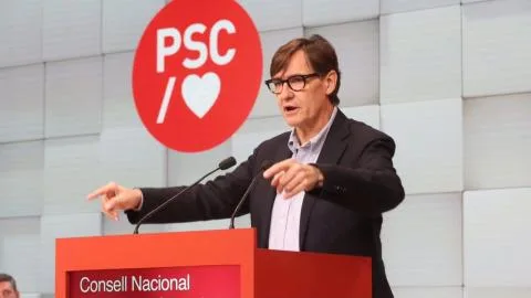 Illa advierte a Feijóo sobre las pensiones: "Ya perdiste unas elecciones con esto"
