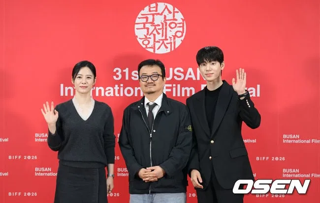 [사진]연상호 감독의 '실낙원' 주역들