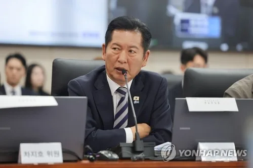 정청래, 美 비자 안나오자…외통위 국감 '미국→유럽行' 변경(종합2보)