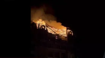 Dominado incêndio em prédio no centro do Porto
