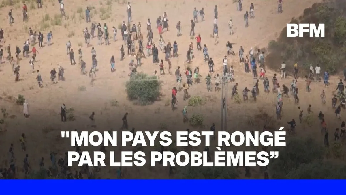 Alertés par des rumeurs, des dizaines de migrants affluent vers la frontière