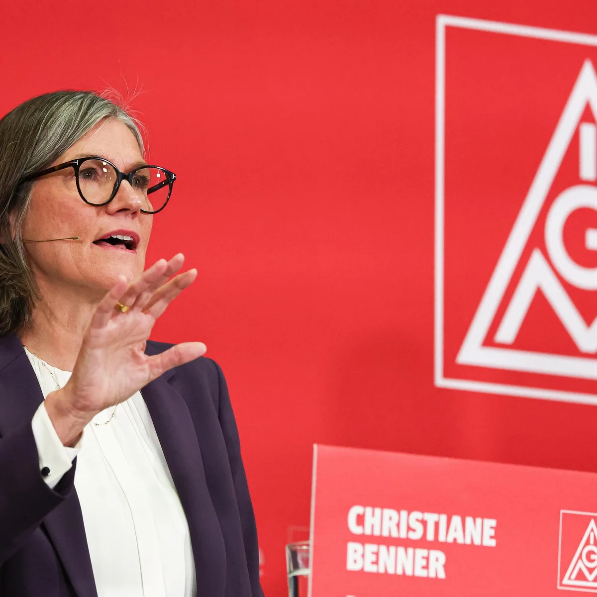 Gegen Jobabbau und weitere Einschnitte - Autobranche: IG Metall ruft zu bundesweitem Aktionstag auf