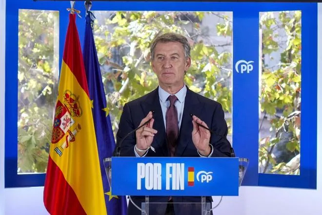 Feijóo acusa a Sánchez de pretender manipular "emocionalmente" a los españoles tras la muerte de Maricarmen
