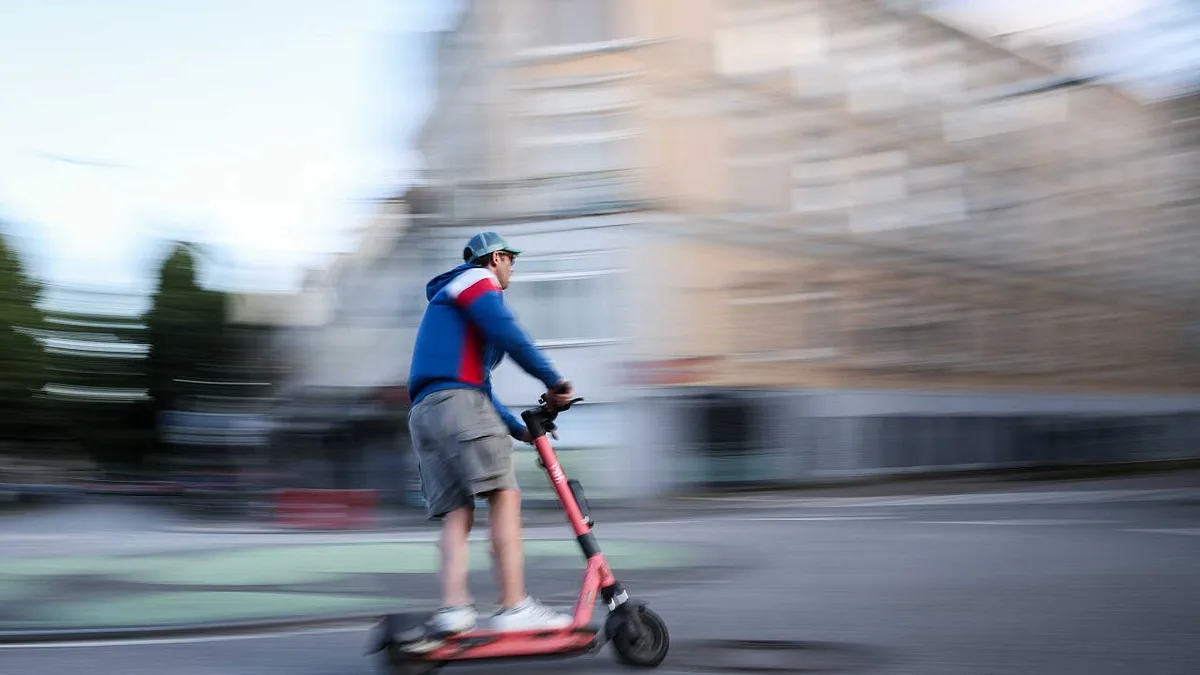Mobilität in der Stadt: E-Scooter-Unfälle gefährden besonders Gehirn und Organe