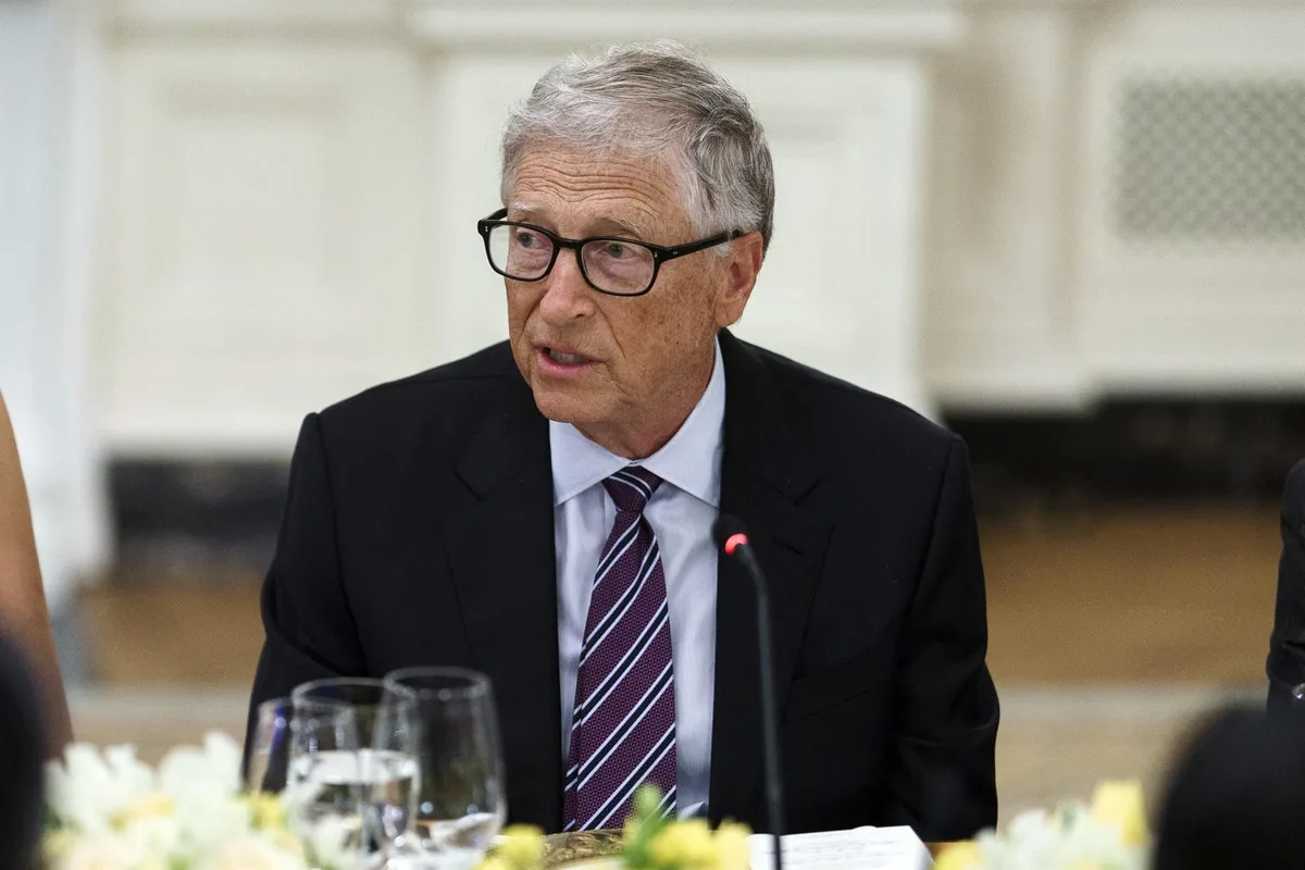 Bill Gates aseguró que apoyaría frenar el avance de la IA si existiera un plan creíble