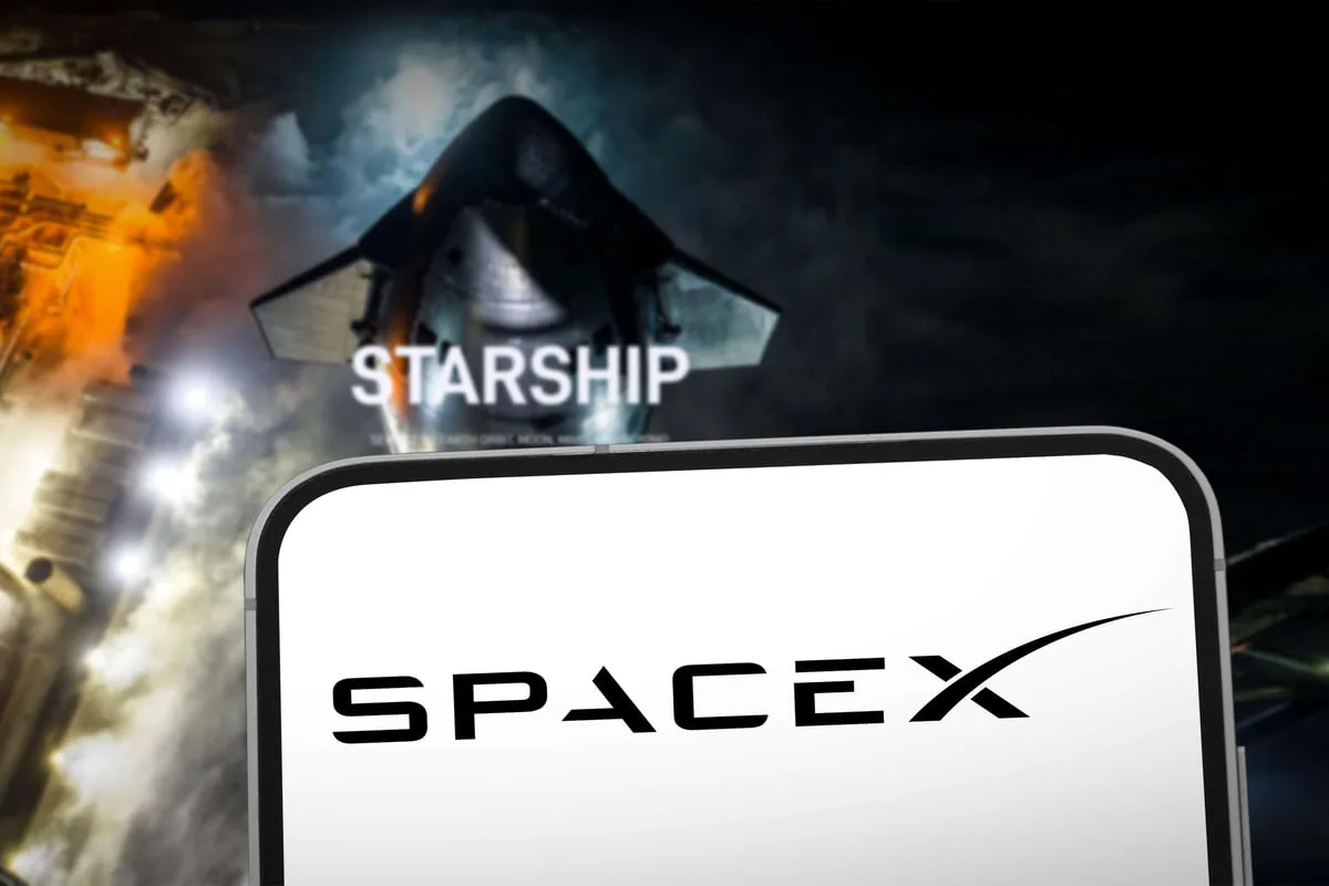Stocks rebound but SpaceX fears spark telecommunications falls