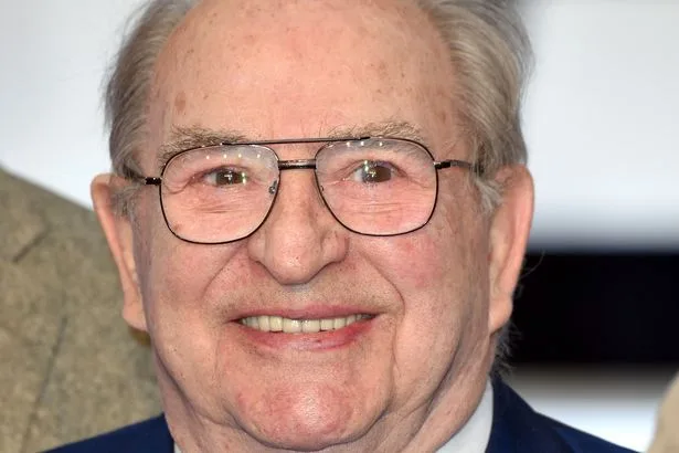 Kray Twins' feared enforcer 'Brown Bread Fred' Freddie Foreman dies aged 94