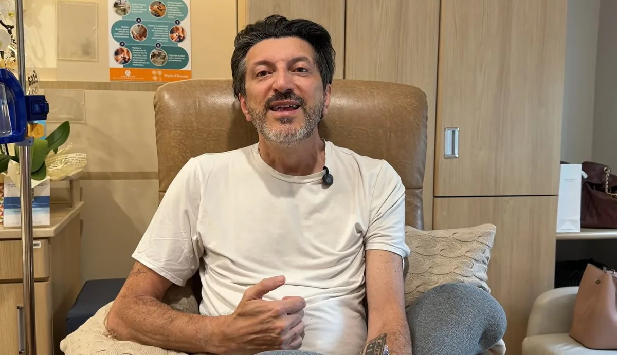 Lito Sousa aparece otimista e agradece apoio: 'Vou ser o primeiro a controlar essa doença no mundo'