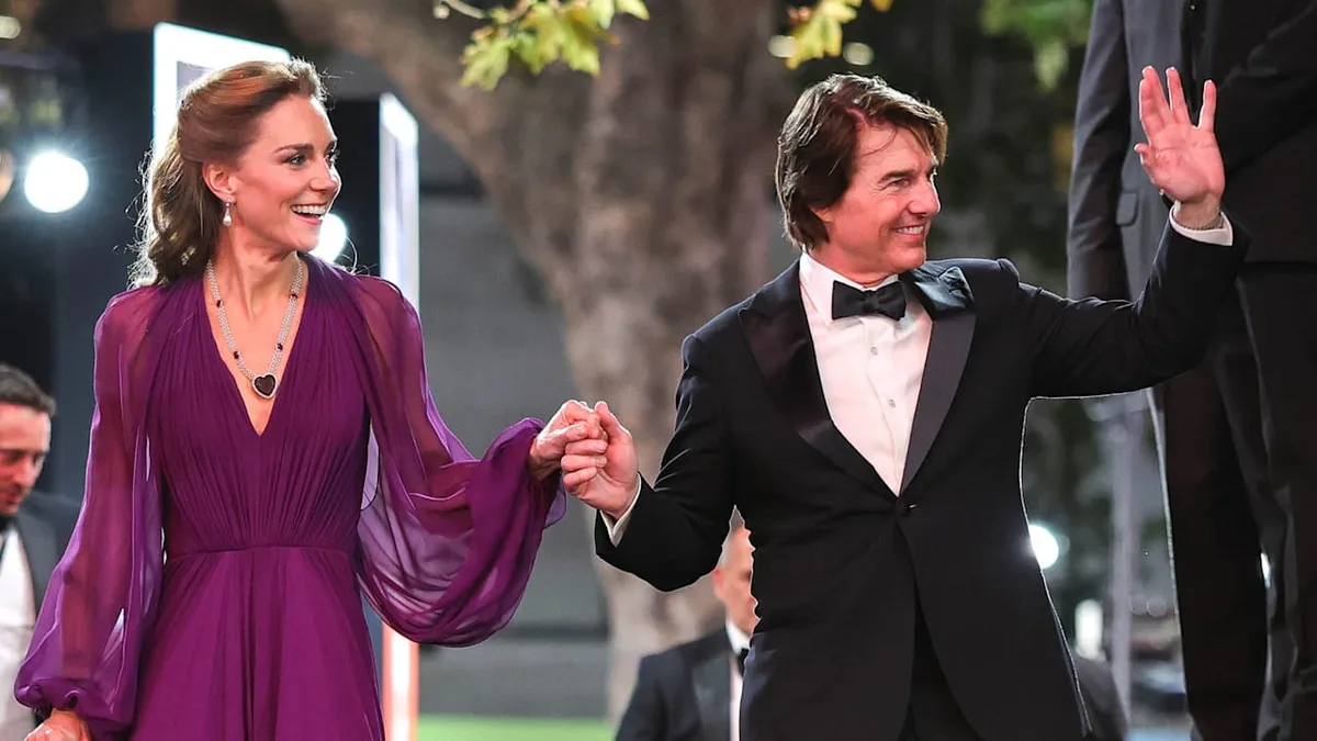 Hollywoodstar wird zum Gentleman - Kate hält Händchen mit Tom Cruise