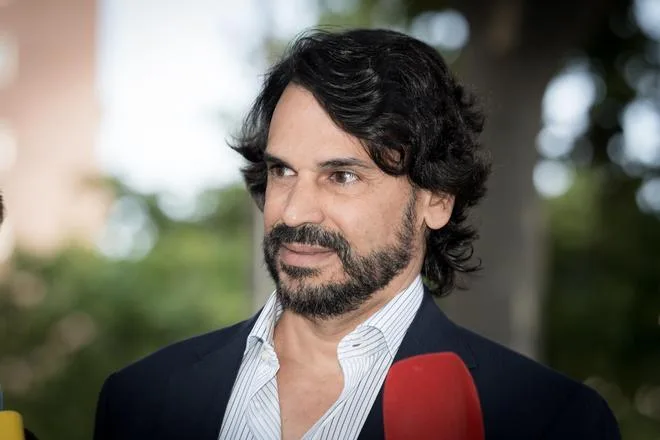 El juez cita como investigado al directivo de Quirón implicado en un presunto soborno de González Amador