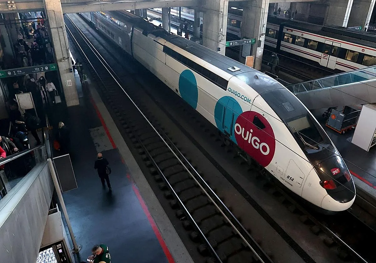 Los maquinistas convocan huelga en Ouigo en el puente de Todos los Santos