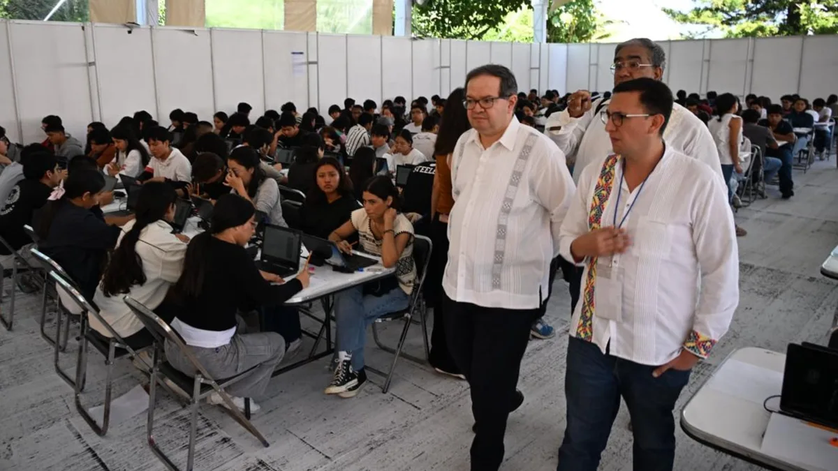 Seis de cada 10 aspirantes que presentaron examen de control tendrían lugar en la UNAM, anticipa rector Lomelí