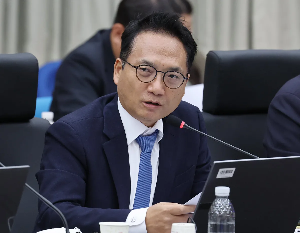 與 박선원 ‘한미 관계 이상, 윤석열 때부터’