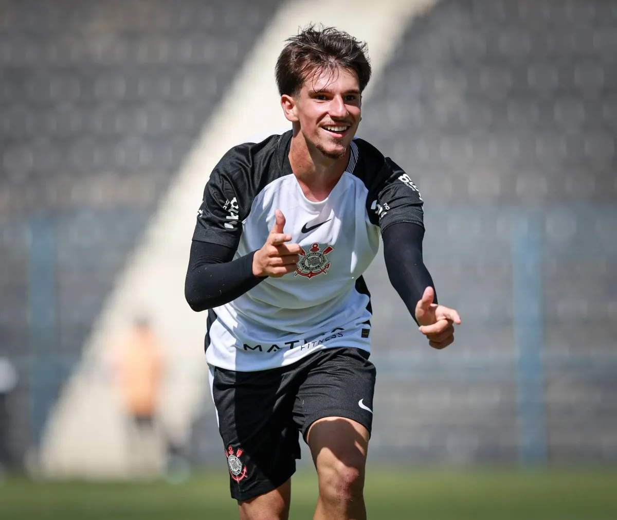 Corinthians x Fluminense: prováveis escalações e onde assistir ao jogo pelo Brasileiro sub-17