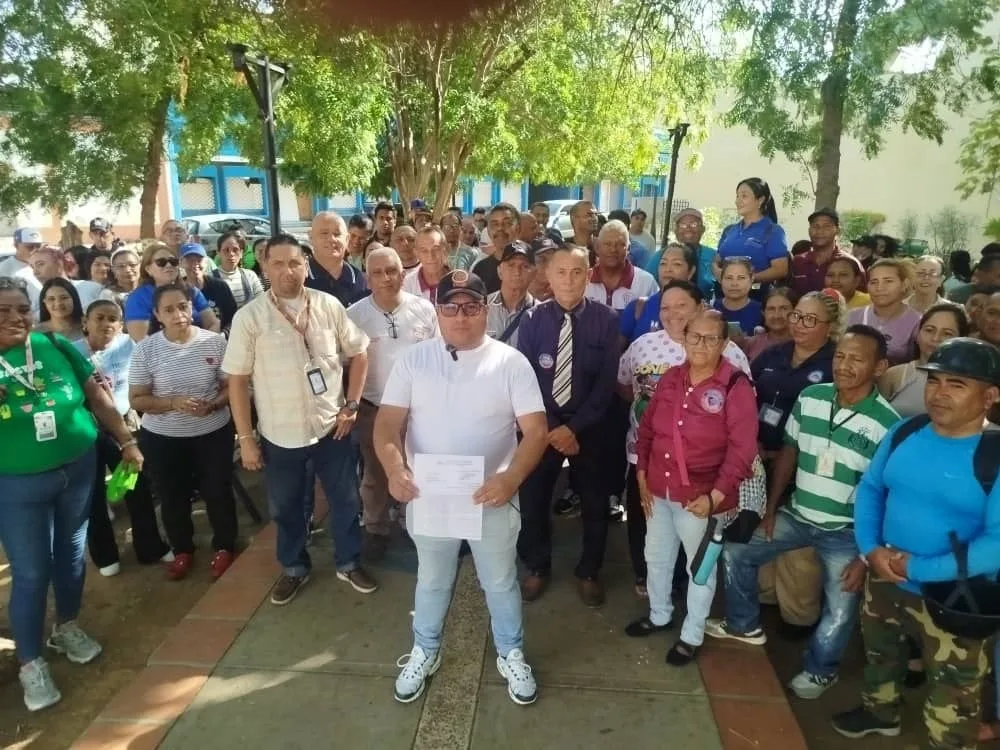 Trabajadores de la salud vuelven a las calles en Coro para exigir pagos pendientes