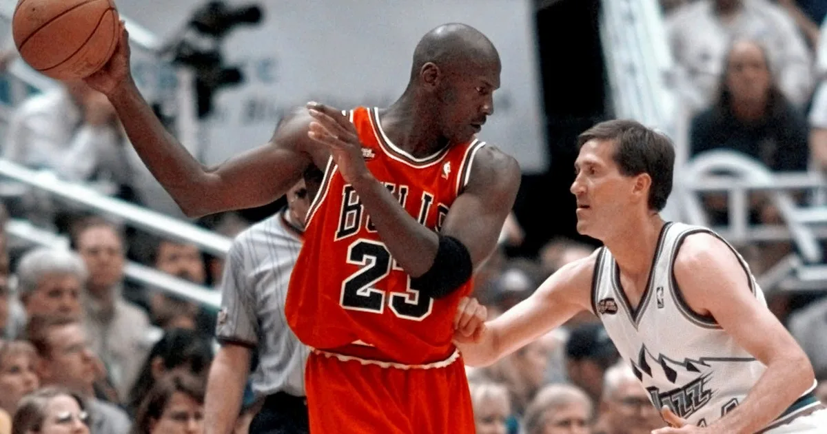 Una camiseta de Michael Jordan se vendió por una cifra récord: ¡14 millones de dólares!