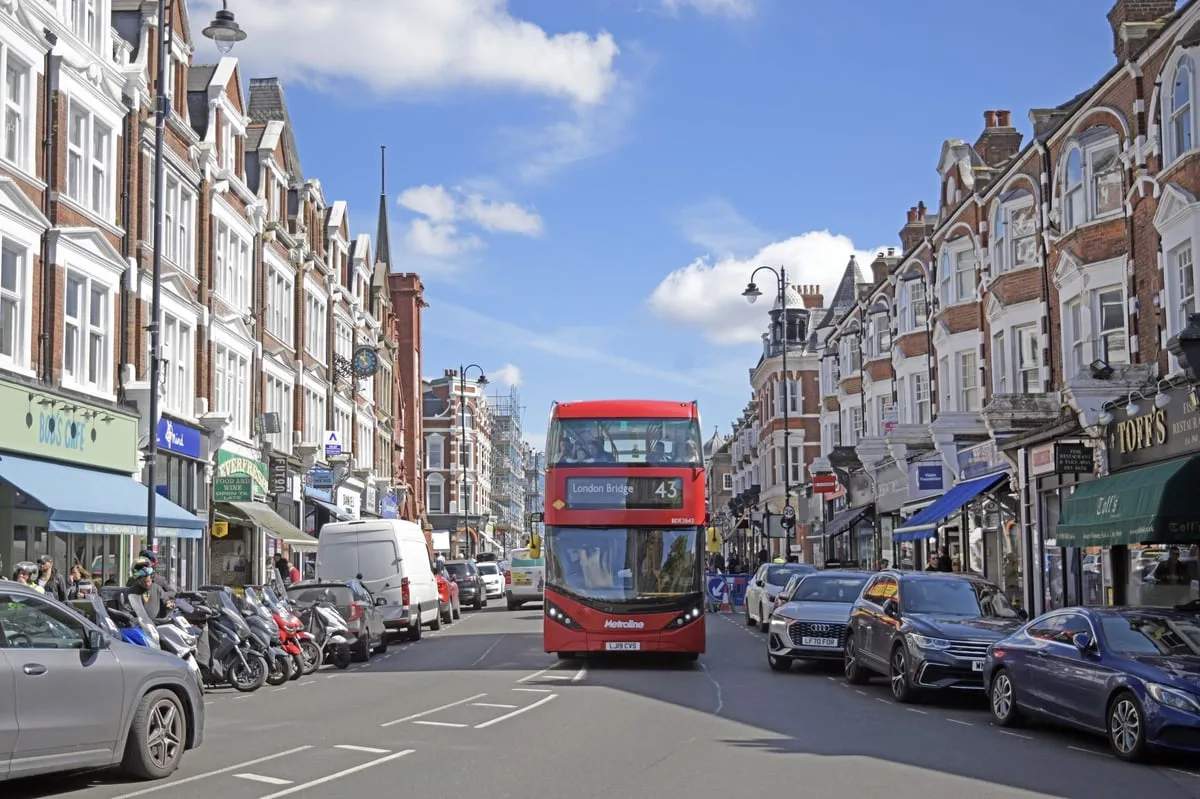 Thousands of homes without water in north London due to burst pipe