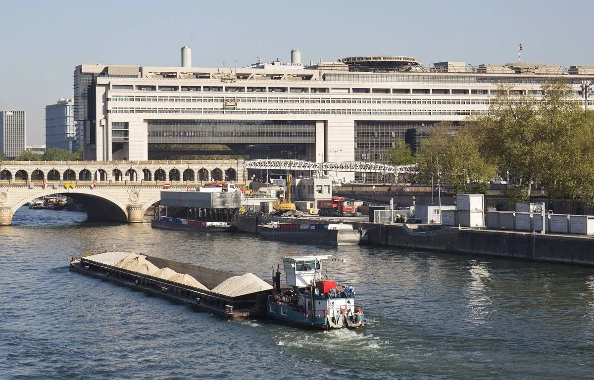 Comment la « crise de sable » menace le BTP (et la planète) et interroge notre manière construire