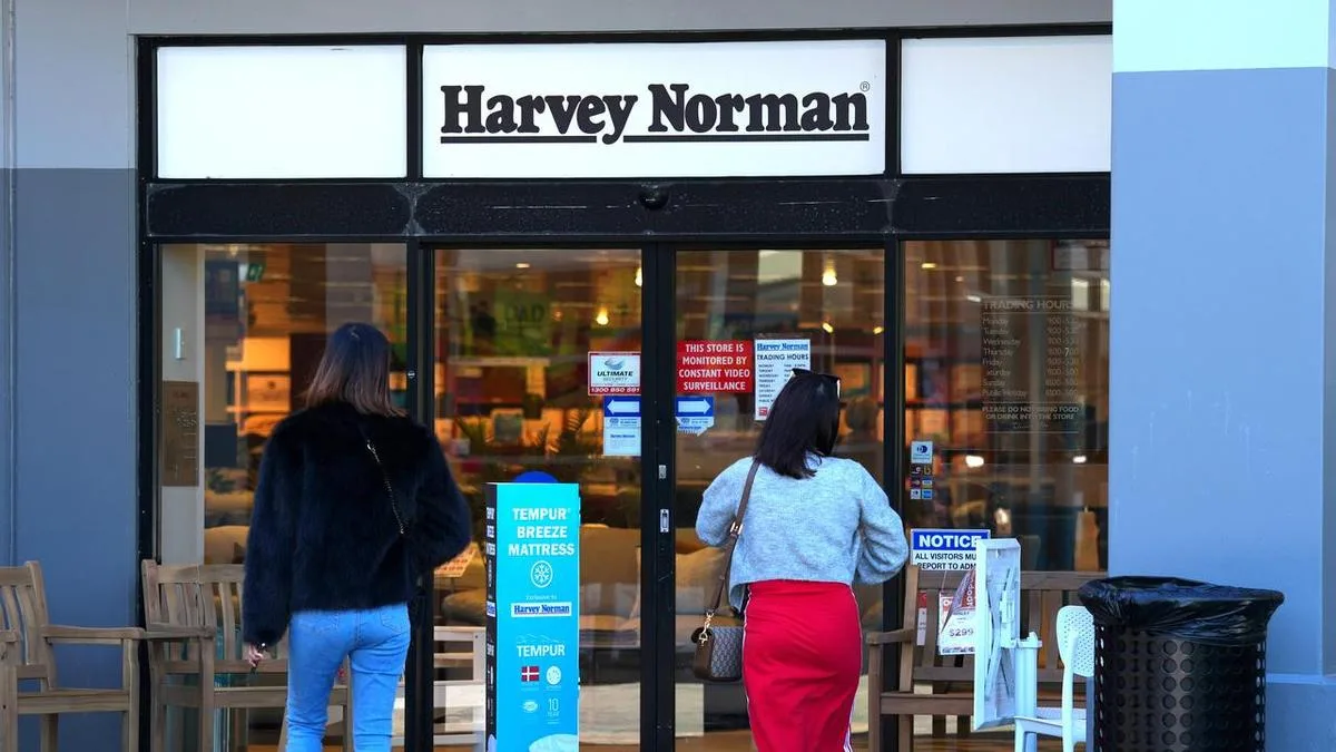 Retailer banks on outdoor living to lure people inside