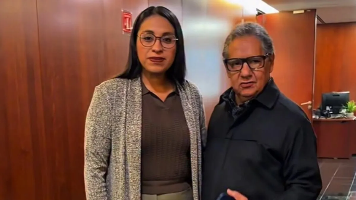Higinio Martínez recibe en el Senado a Nancy Nápoles, alcaldesa de Tenancingo investigada por fingir su secuestro