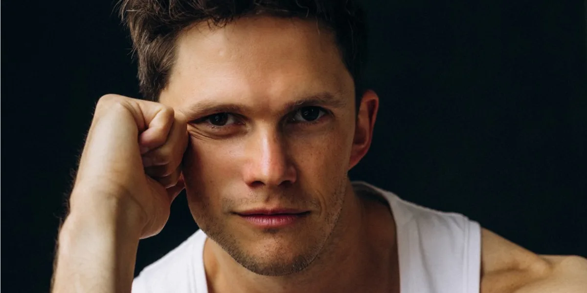 Tom Prior Signs With Independent Creative Management