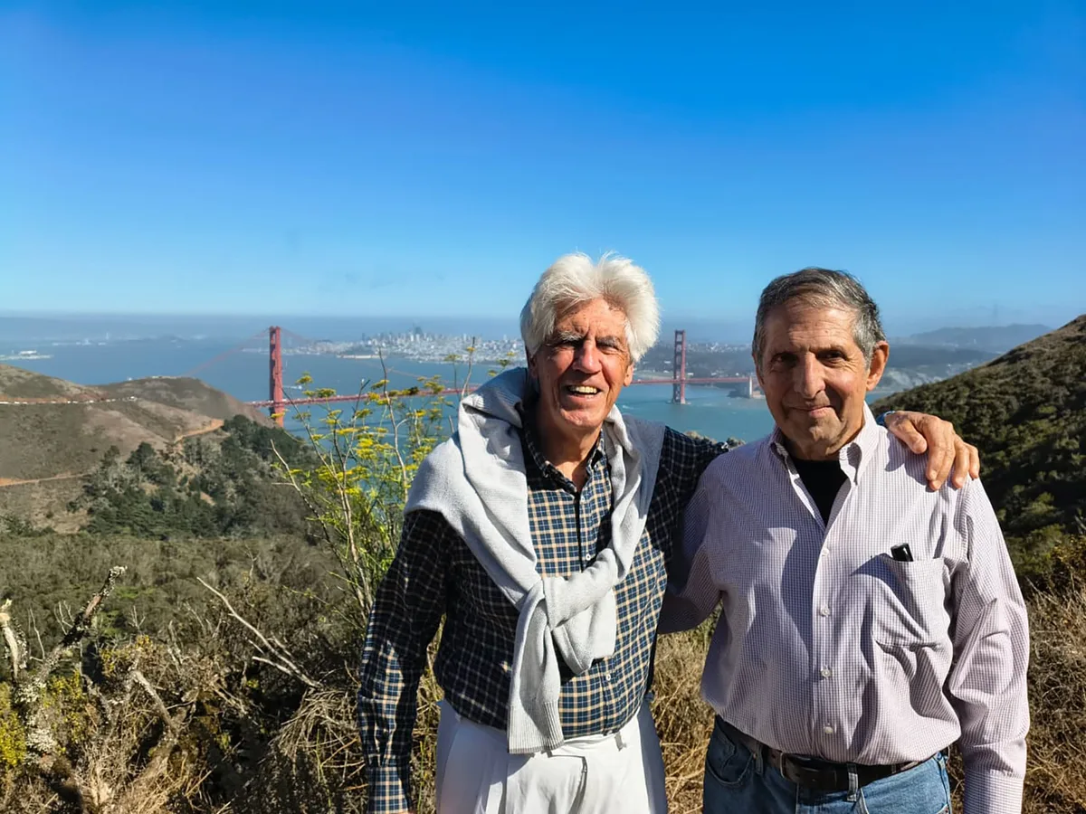 De las aulas de Rosario a Estados Unidos: un reencuentro de dos viejos amigos 58 años después