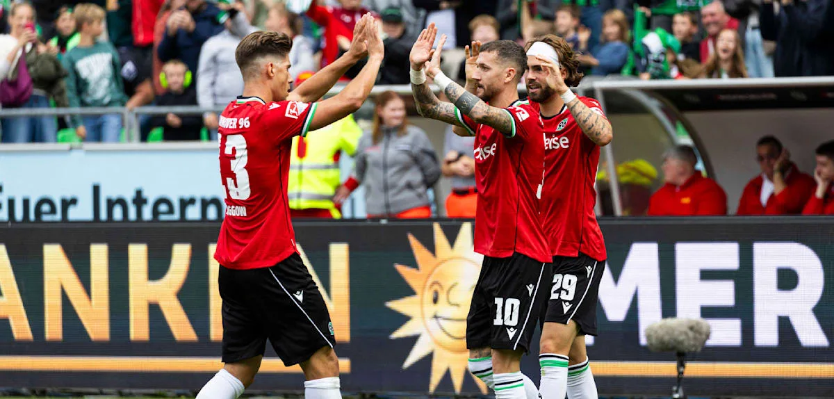 Hannover gewinnt, jetzt übernimmt Sandro Wagner – Cottbus vergibt den Sieg
