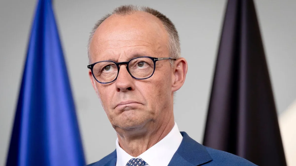 RTL/ntv-Trendbarometer: „Low Performer“: So schneidet Merz im Vergleich mit Merkel und Scholz ab