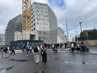 Un manifestant perd « un bout de doigt » à Rennes : que s’est-il passé lors de la charge des forces de l’ordre ?