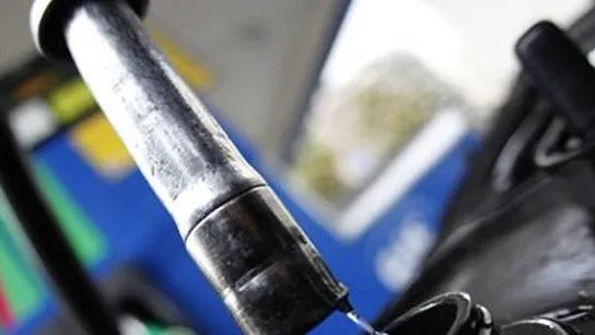 Le pétrole a chuté de 11%, le carburant reflue depuis 3 jours à la pompe: pourquoi le marché commence à croire à l'accalmie après la panique des dernières semaines